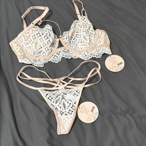 Bras N Things White & Pink Lace Bra Set
